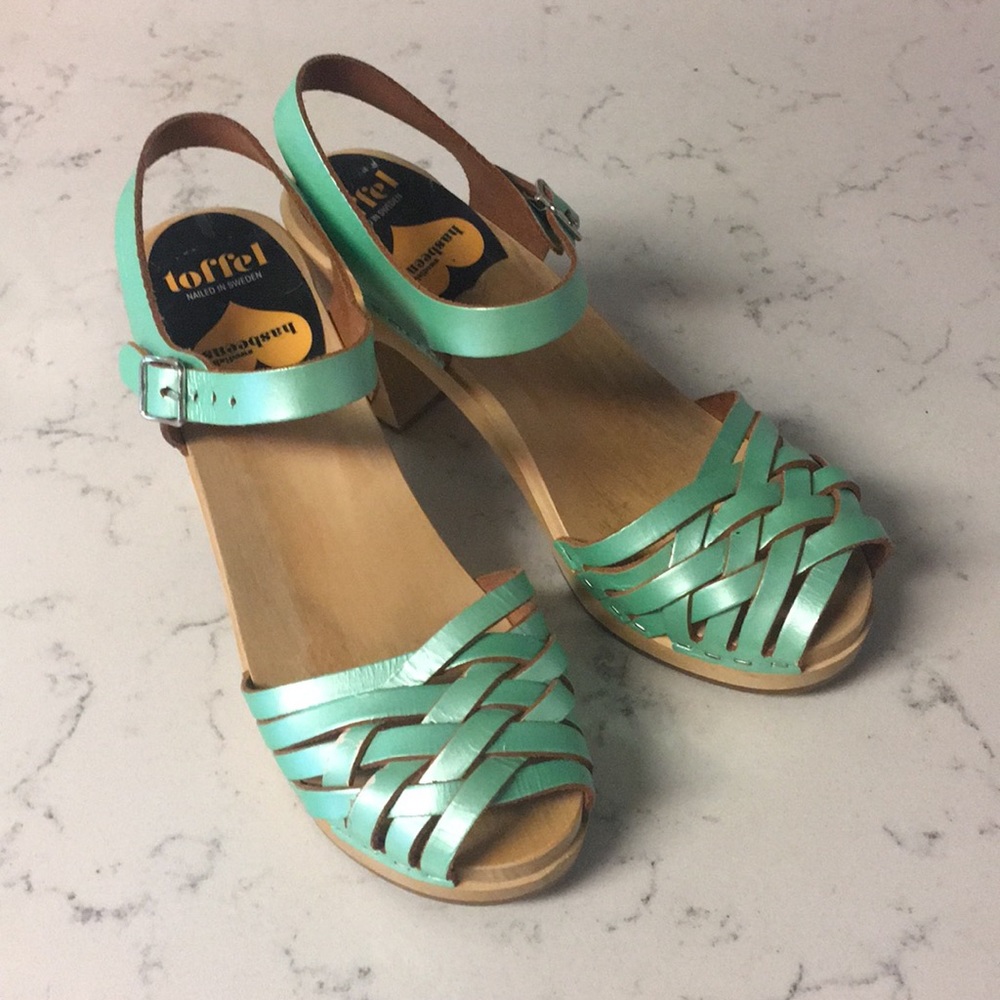 Metallic Swedish Hasbeens